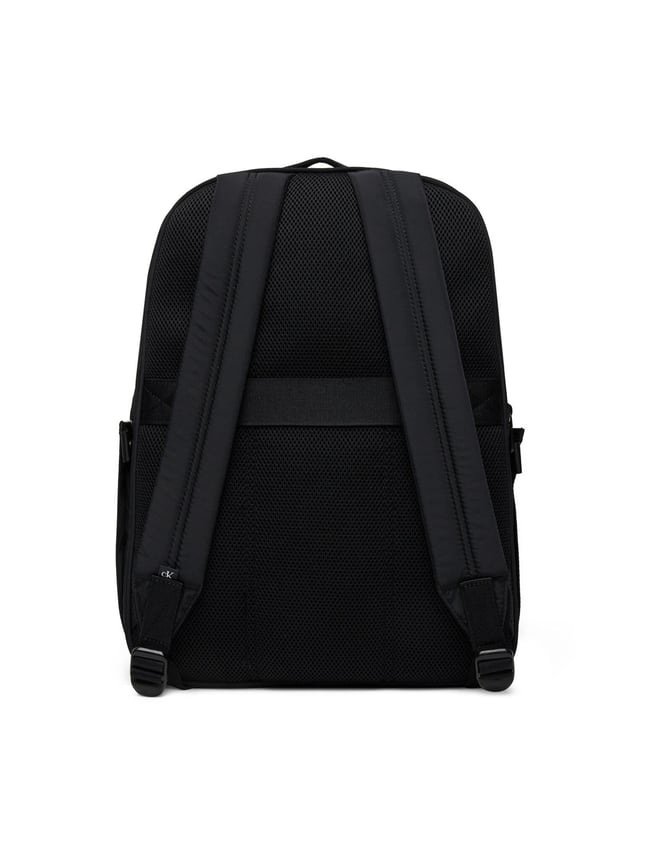 Calvin Klein Erkek Logo Baskılı Fermuarlı Ön Bölmeli Geniş İç Hacimli Siyah Sırt Çantası LV04G3162G-UB1