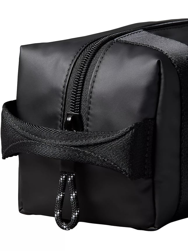 Calvin Klein Erkek Monologo Detaylı Üstten Fermuarlı Siyah El Çantası LV04D1293G-UB1