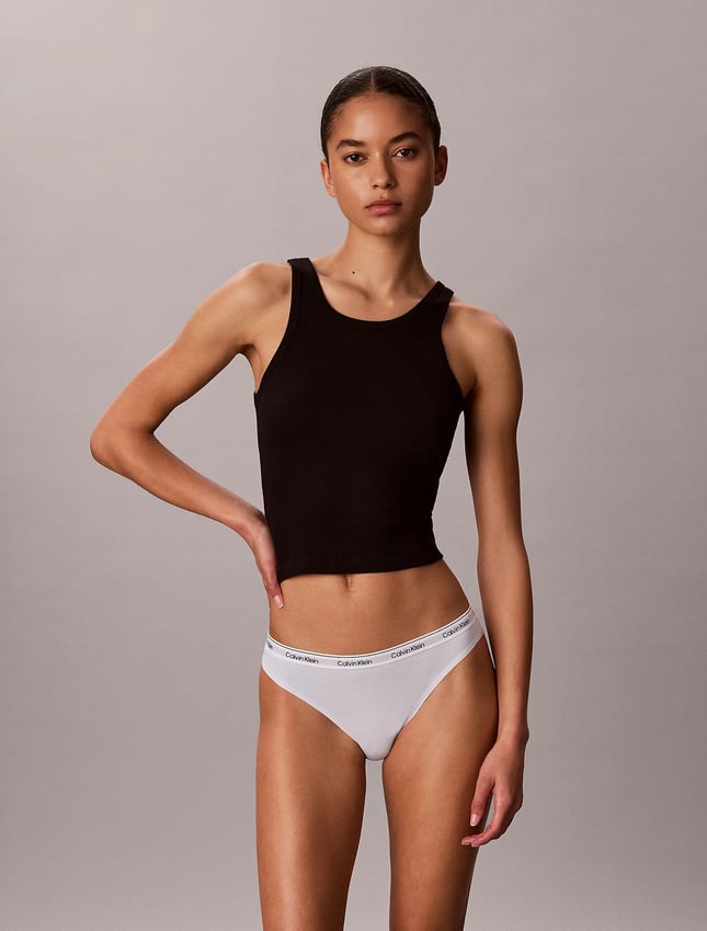 Calvin Klein Kadın Esnek Pamuklu Logo Bantlı Düşük Bel Üçlü Paket Siyah-Beyaz Külot LV00QD5207-GG2