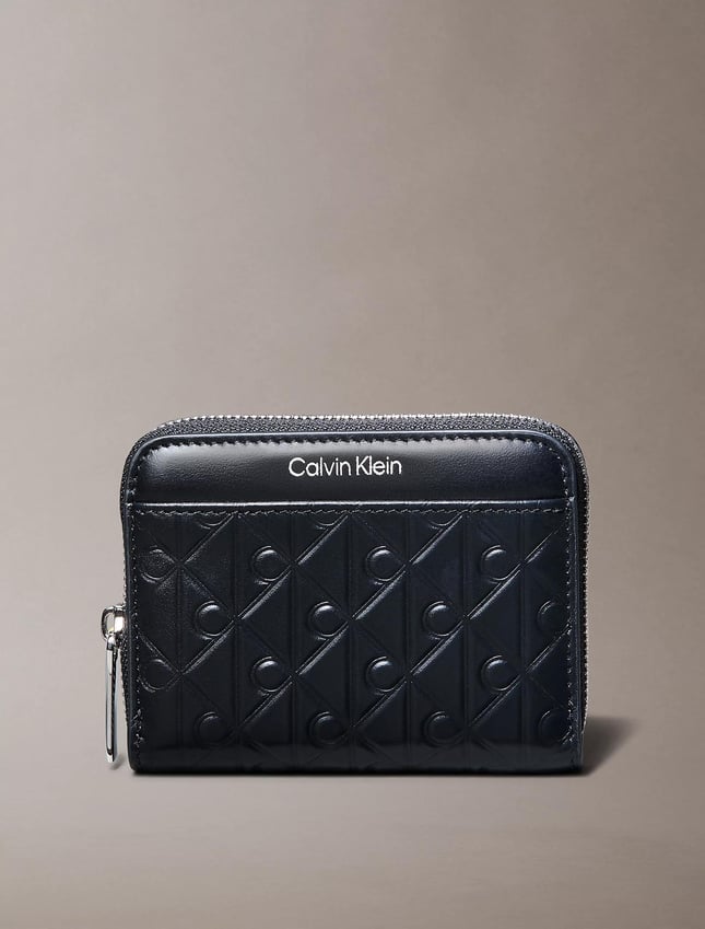 Calvin Klein Kadın Fermuar Kapama Deri CK Desen İç Bölme Siyah Cüzdan LV04F1081G-UB1