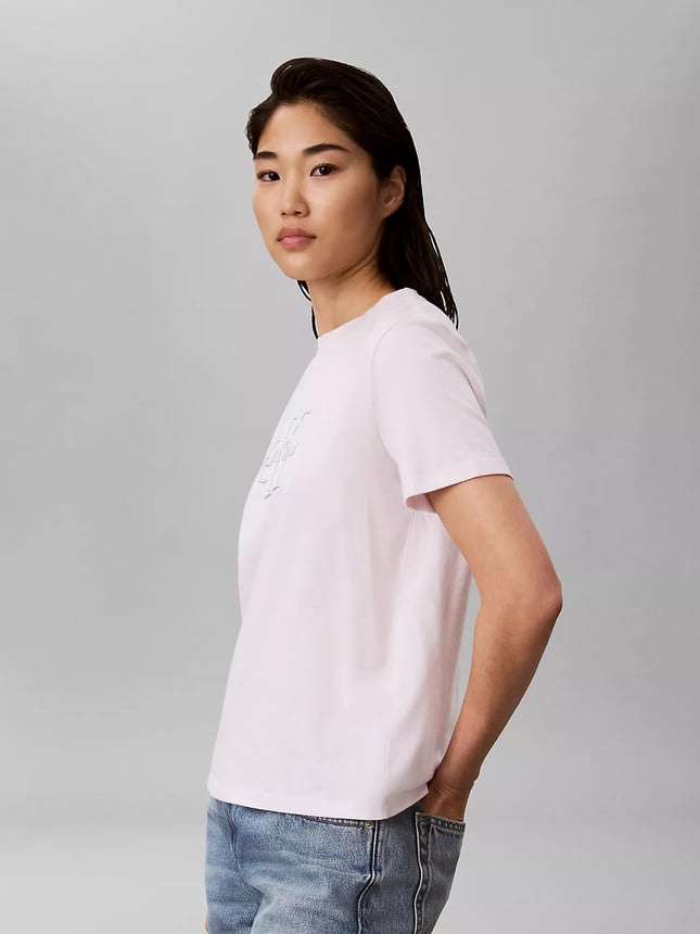Calvin Klein Kadın Normal Kalıp CK Logo Baskılı Yuvarlak Yakalı Kısa Kollu Pembe T-Shirt LV047H800G-3FS