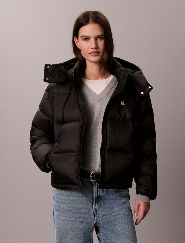 Calvin Klein Kadın Relaxed Fit Kısa Boy Ördek Tüyü Dolgulu Su İtici Çıkarılabilir Kapüşonlu Şişme Siyah Mont LV047H500G-UB1