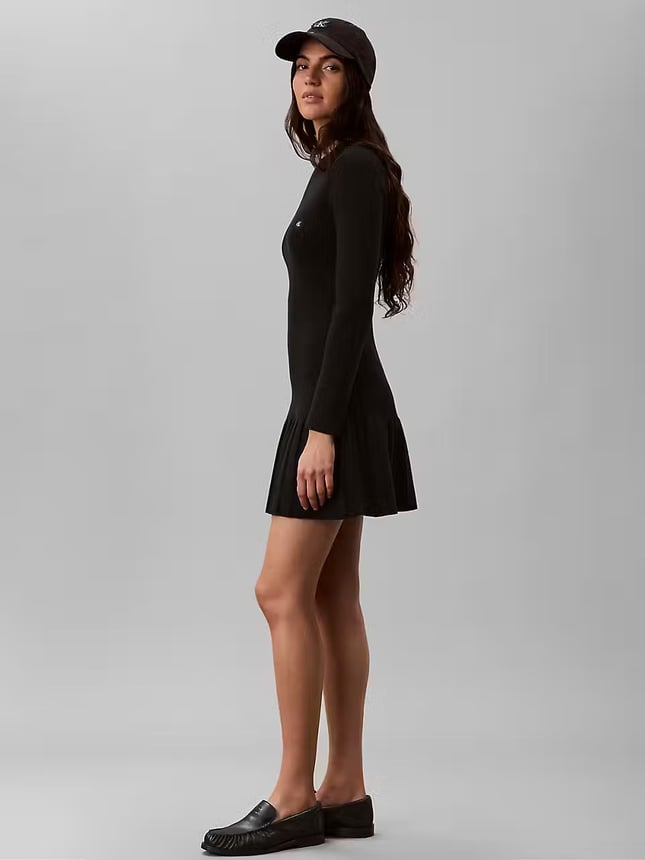 Calvin Klein Kadın Slim Fit Pamuklu Fitilli Sıfır Yaka Pilili Kloş Mini Siyah Elbise LV047H368G-UB1