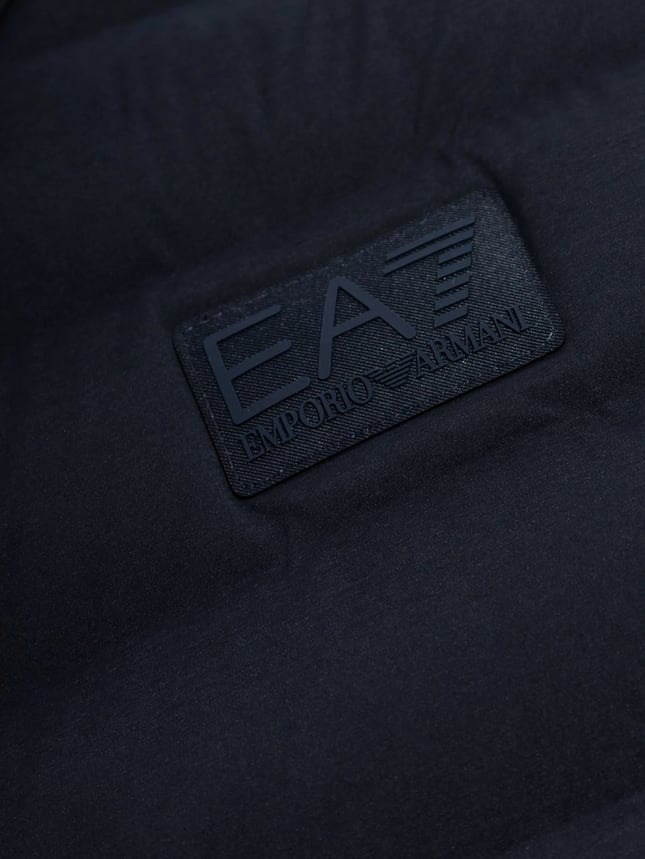 Ea7 Erkek Pamuklu Regular Fit Kapitoneli Kapüşonlu Fermuarlı Lacivert Yelek 7M002381 AF15953-UB102