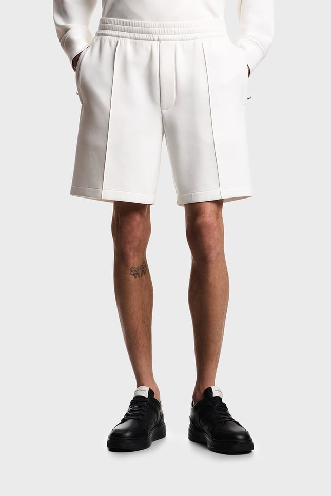 Emporio Armani Emporıo Armani Erkek Normal Kesim Pileli Pamuklu Beyaz BERMUDA EM004544 AF10013-U0003