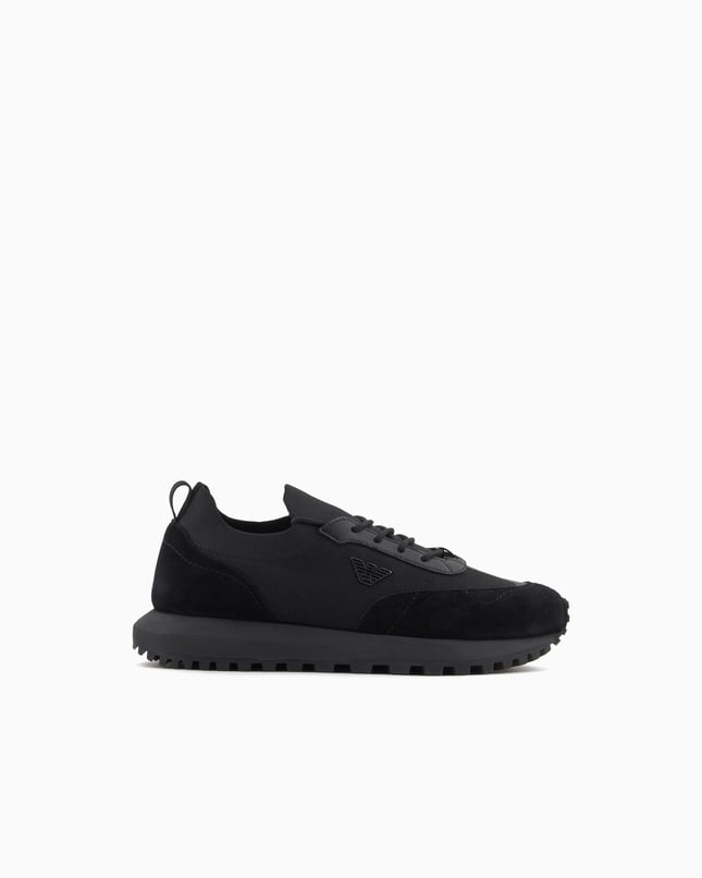 EMPORIO ARMANI Emporıo Armani Erkek Örme ve Süet Detaylı Burunlu Kartal Logolu Yuvarlak Siyah Sneaker EM003739 AF19724-MC005