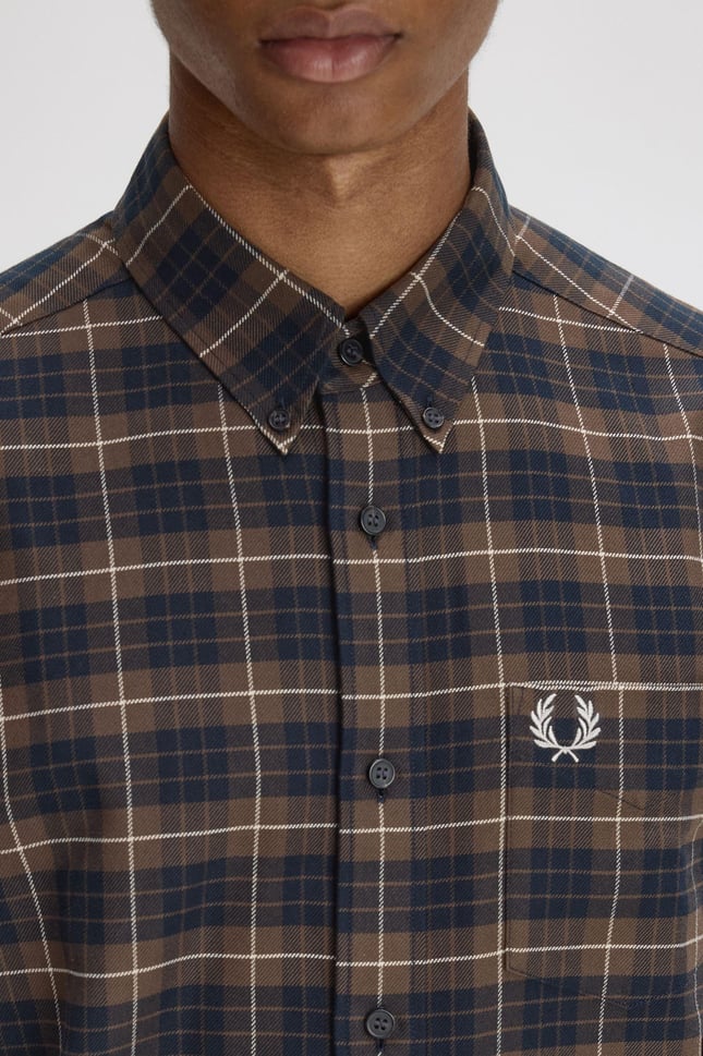 Fred Perry Erkek %100 Pamuklu Normal Kalıp Kare Desenli Uzun Kollu Kahverengi Gömlek M1753-Q21