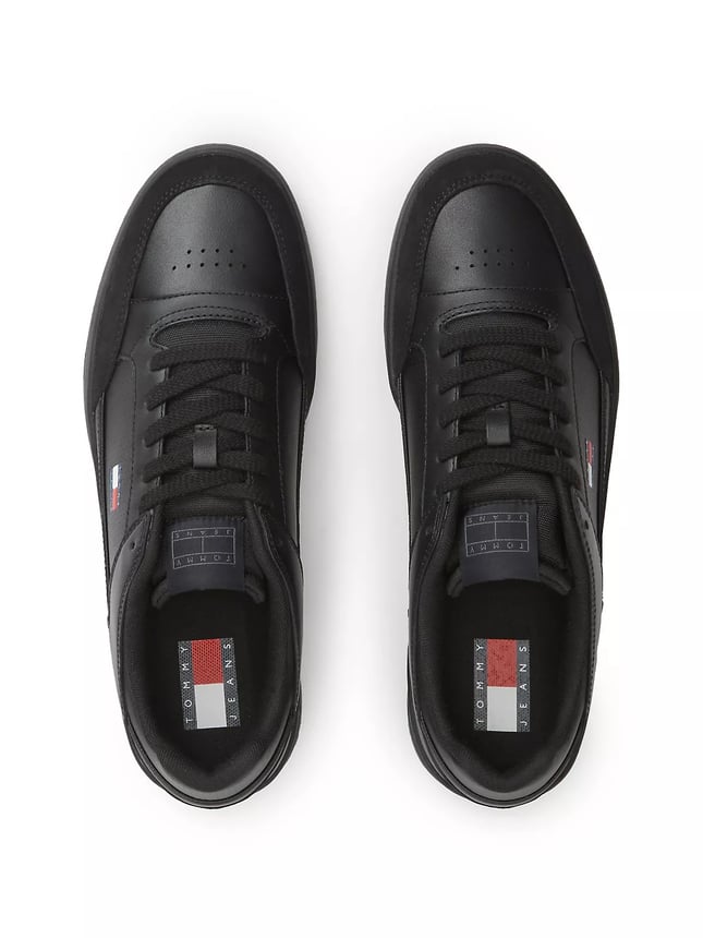 Tommy Hilfiger Erkek Hakiki Deri Kontrast Dokulu Delikli Yüzey Logolu Siyah Sneaker EM0EM01792-BDS