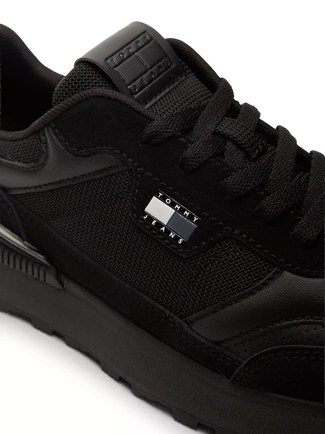 Tommy Hilfiger Erkek Süet ve Tekstil Karma Yüzey Logolu Koşu Tarzı Siyah Sneaker EM0EM01775-0GJ