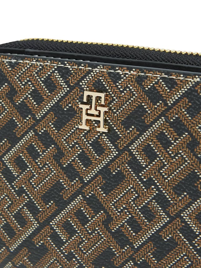 Tommy Hilfiger Kadın Monogram Logo Baskılı Fermuarlı Banknot Bölmeli Kahverengi Cüzdan AW0AW18995-0GJ