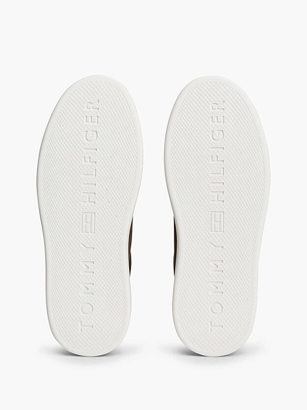 Tommy Hilfiger Kadın Süet Yüzey Hafif Tabanlı Logolu Kahverengi Sneaker FW0FW09593-0HJ
