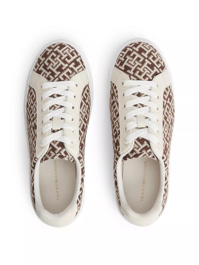 Tommy Hilfiger Kadın TH Monogram Logolu Düşük Bilekli Kahverengi Sneaker FW0FW09398-GSZ
