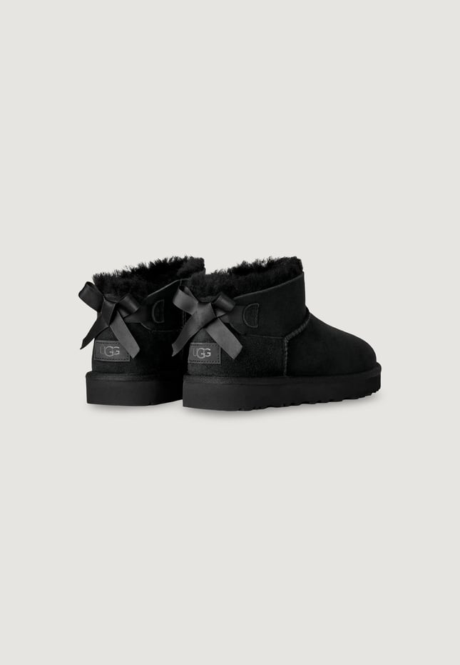 UGG Kadın Süet Dış Yüzeyli Konforlu EVA Tabanlı İçi Kürklü Siyah Bot & Bootie 1185491-BLACK