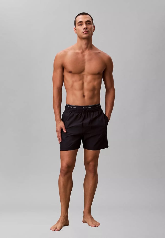 Calvin Klein Calvin Klein Erkek Normal Kesim Hızlı Kuruyan Kumaşlı Lacivert Deniz Şortu LV00N61023-0PP