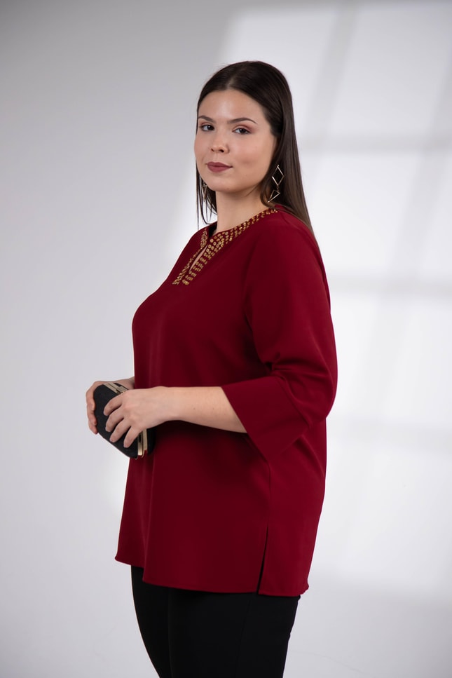 Büyük Beden 3330665 Yaka Pul İşlemeli Bluz  Bordo