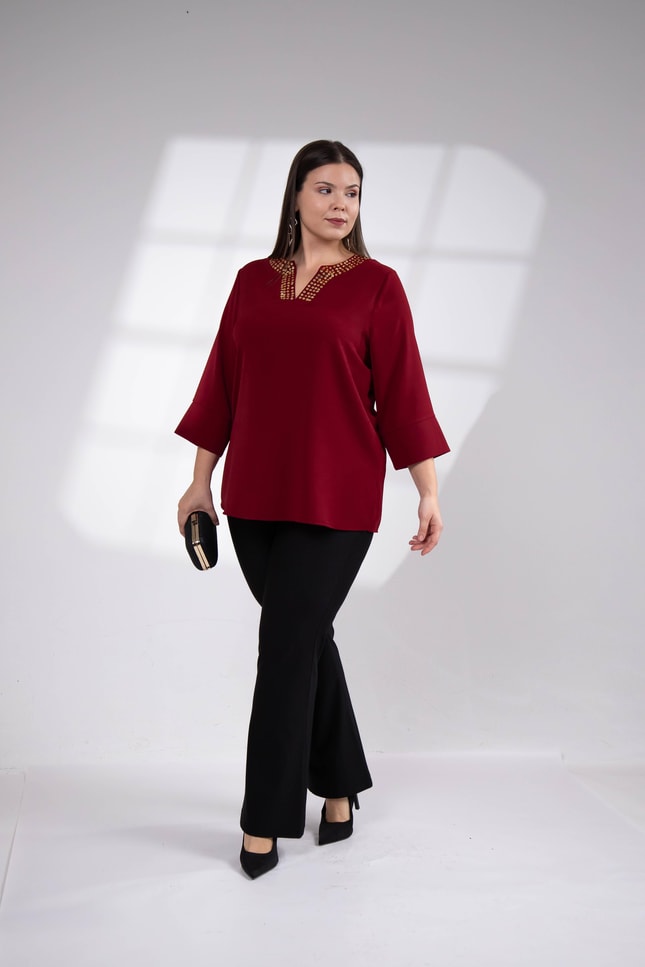 Büyük Beden 3330665 Yaka Pul İşlemeli Bluz  Bordo