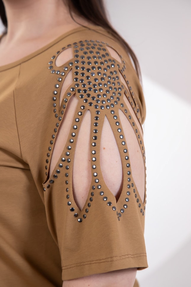 Büyük Beden 3330957 Omuz Drop Detaylı Bluz Camel