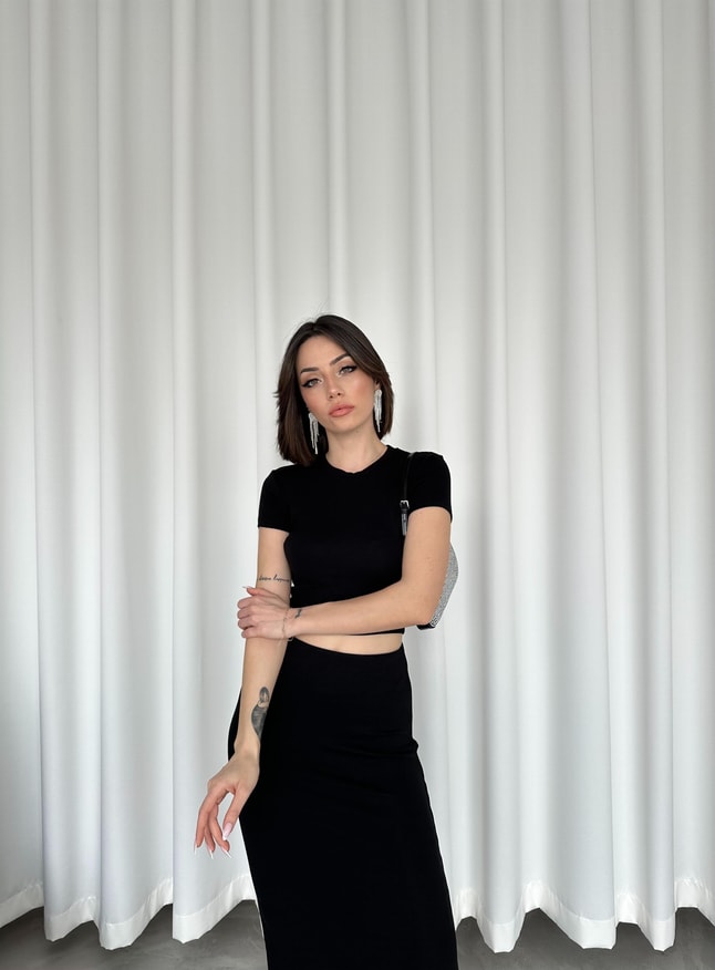ÖZEL DOKUMA SİYAH CROP ETEK TAKIM