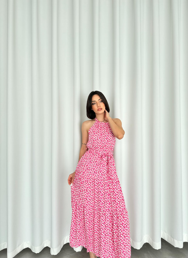 PEMBE DESENLİ ELBİSE