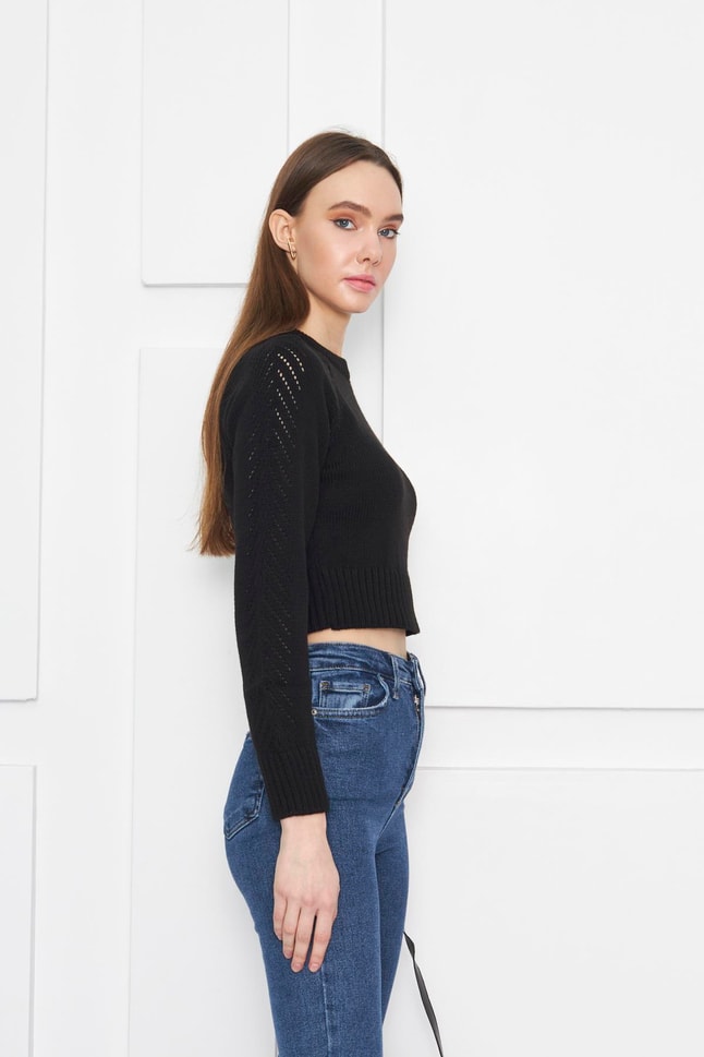 SİYAH ÖRME CROP KAZAK