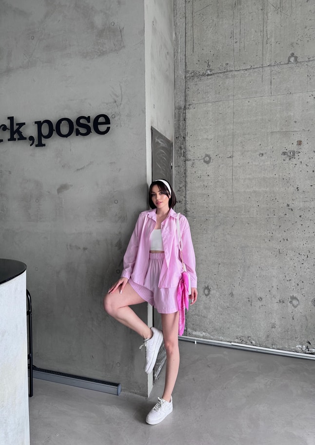 Şortlu Pembe Çizgili Takım 