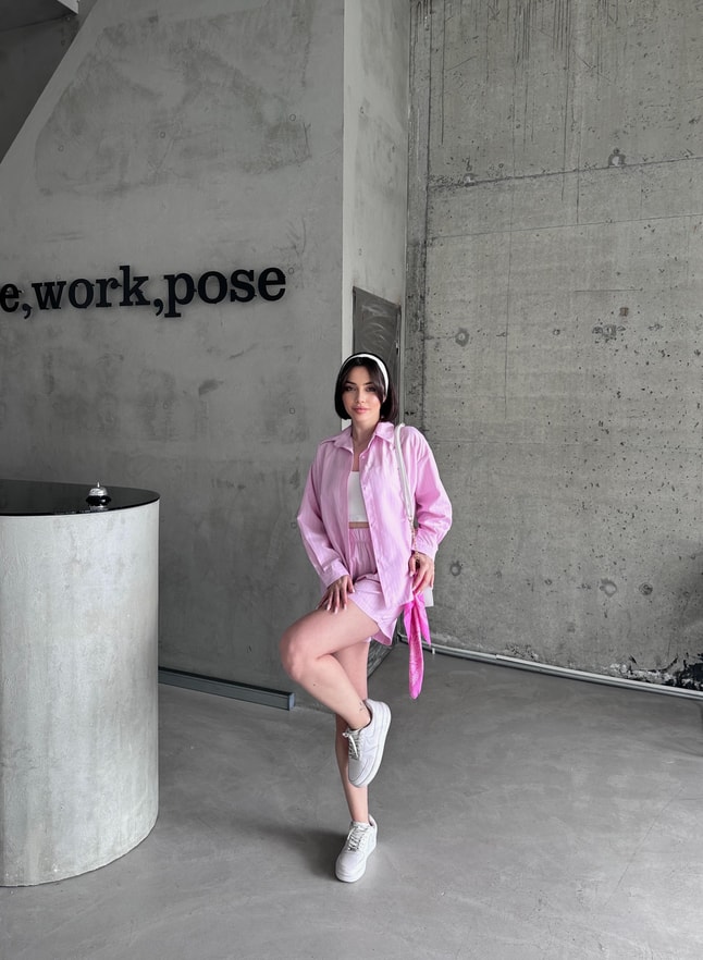 Şortlu Pembe Çizgili Takım 