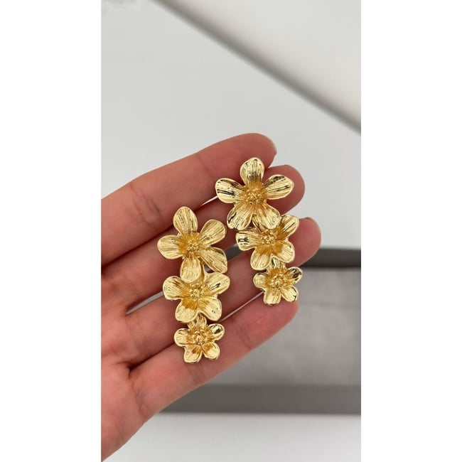 Çiçek golden küpe