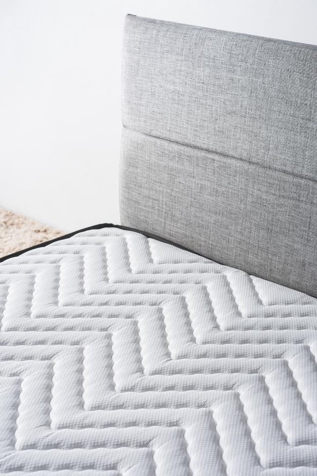 Niron Silver 120x200 Geniş Tek Kişilik Tam Ortopedik Sert Yatak