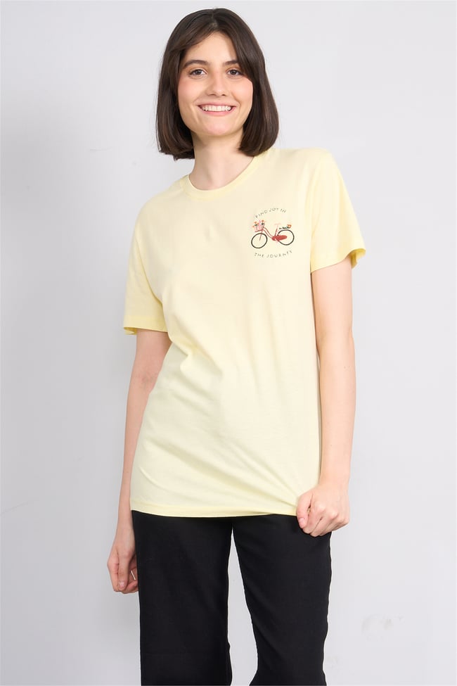 C.K Y26 8946 Fithit Kadın Bisiklet Yaka Regular Nakışlı T-shirt Uçuk Sarı