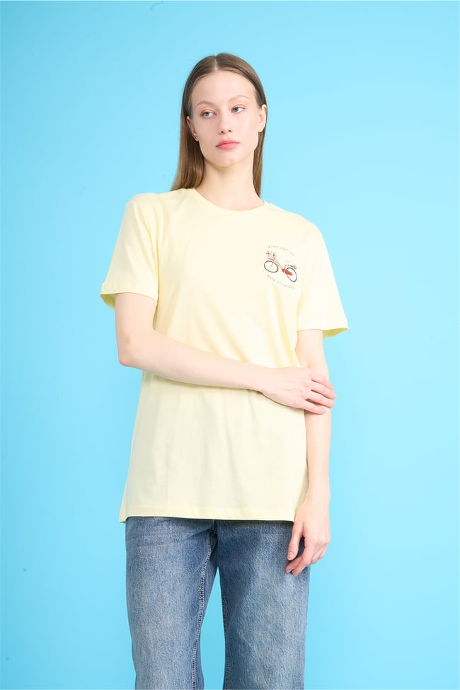 C.K Y26 8946 Fithit Kadın Bisiklet Yaka Regular Nakışlı T-shirt Uçuk Sarı