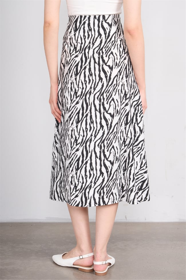 Fithit 4652 Bayan Viskon Regular Çan Etek Beyaz Üzeri Zebra Desen