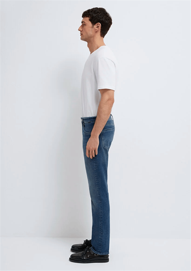 Mavı M00351A1727 Marcus Authentıc Premıum Blue Erkek Slım Straıght Denım Pantolon