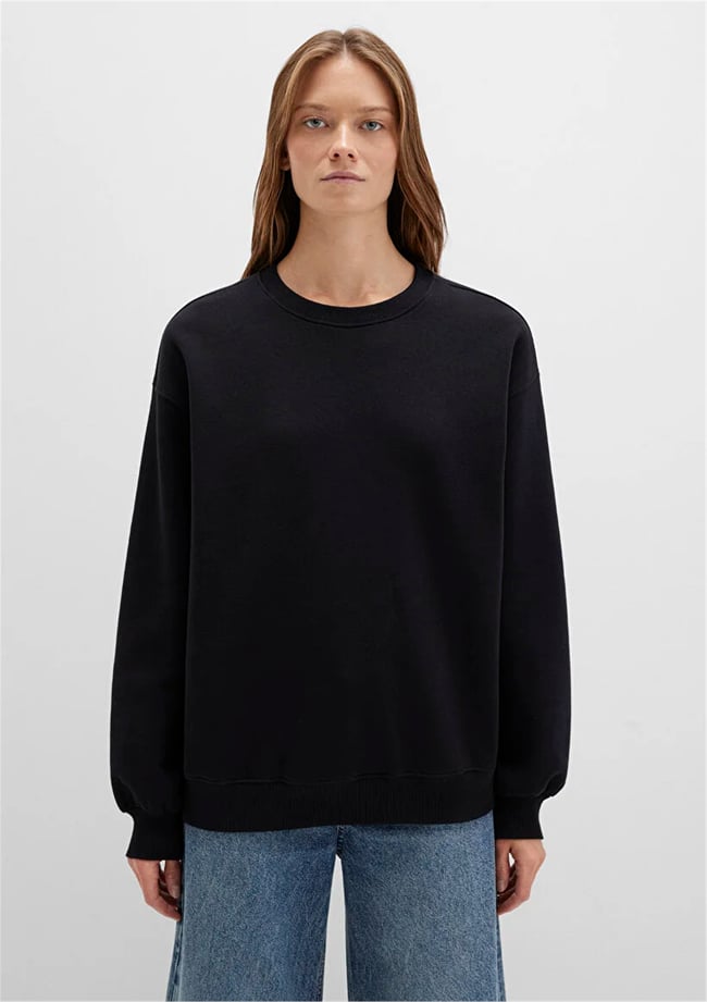 Mavi M1610198-900 Siyah Kadın Oversize O Yaka Basic Sweatshirt