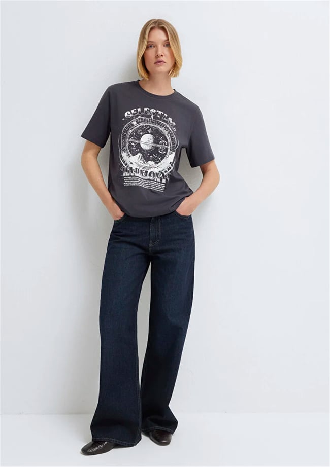 Mavi Y26 M1613742-70087 Komur Kadın Regular Astrolojı Baskılı T-shirt