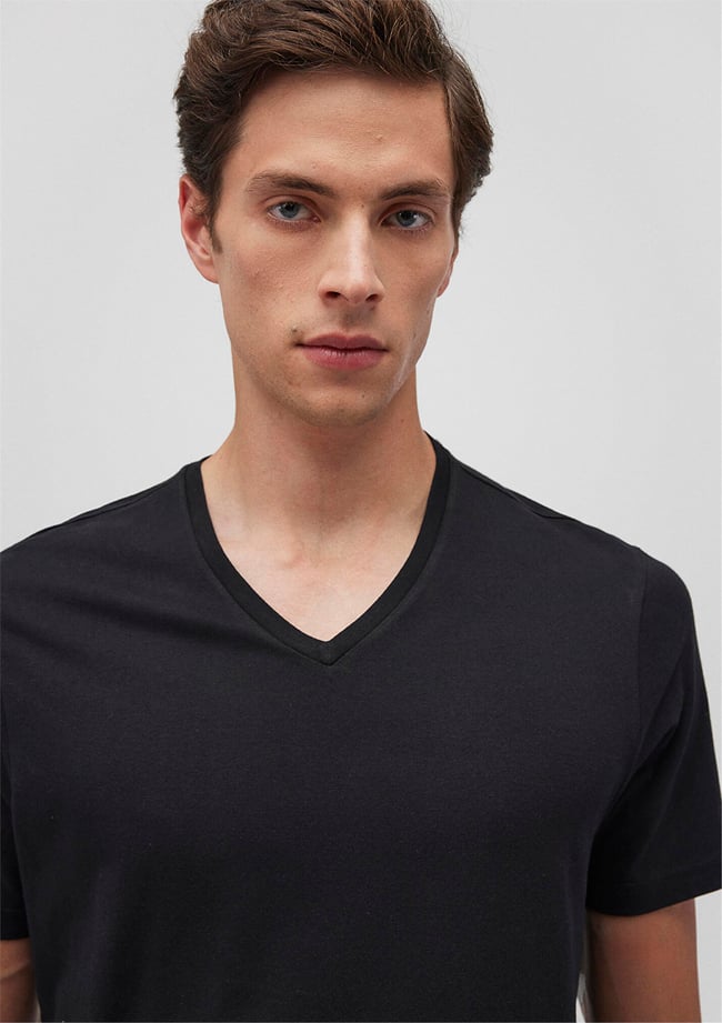 Mavi 065586-900 V Yaka Siyah T-Shirt