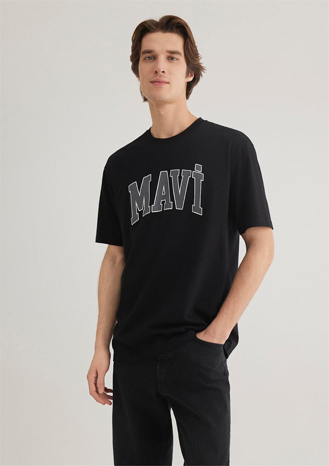 Mavı M0611711-900 Sıyah Erkek Loose Mavı Logo Baskılı T-Shırt