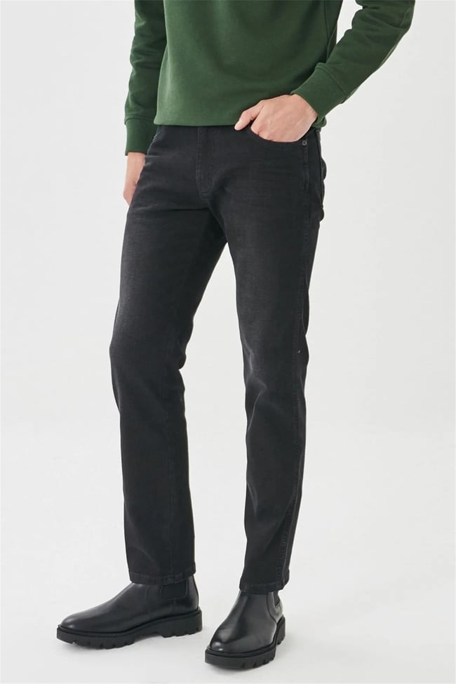 Wrangler W211843 W12O Arızona 008 Black Eagle Erkek Normal Bel Duz Paca Jean Pantolon
