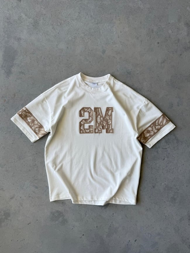 2M Nakışlı Oversize T-Shirt - Beyaz