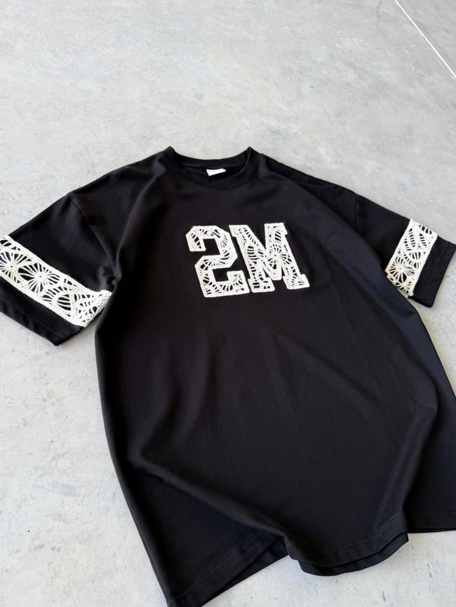 2M Nakışlı Oversize T-Shirt - Siyah