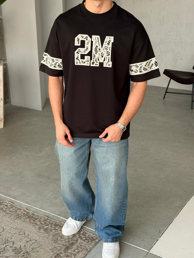 2M Nakışlı Oversize T-Shirt - Siyah