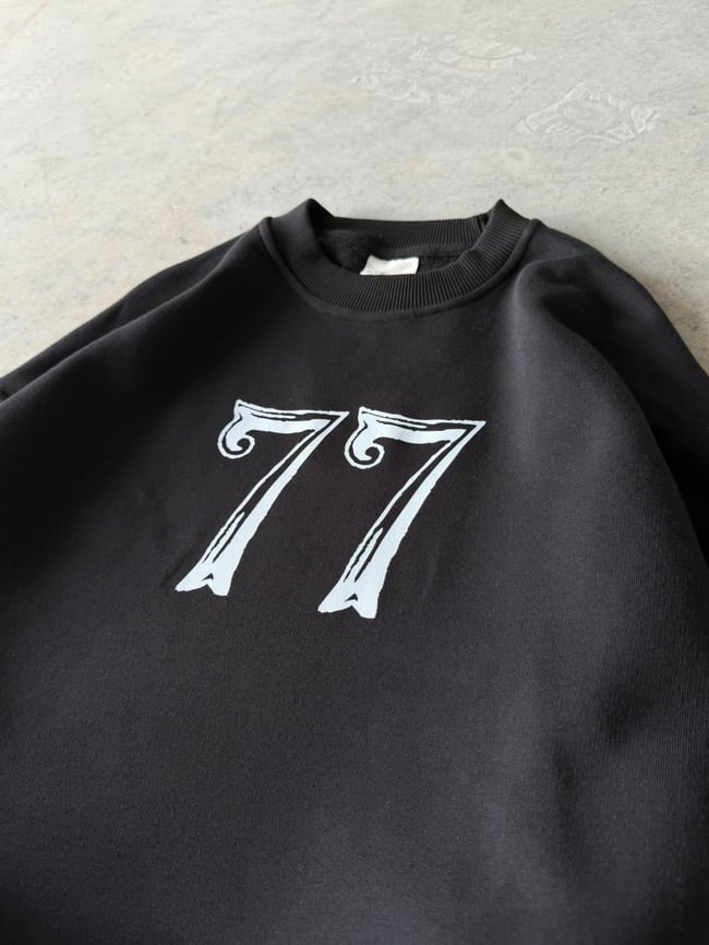 77 Baskılı Oversize 3 İplik Bisiklet Yaka Sweat Siyah