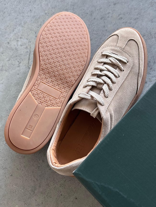 Bej Süet Deri Minimal Sneaker