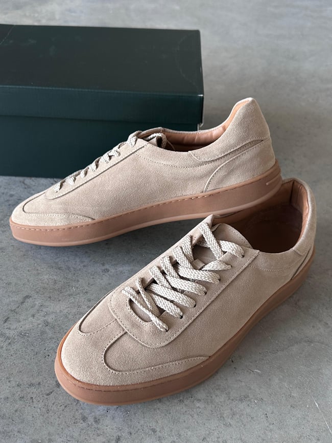 Bej Süet Deri Minimal Sneaker