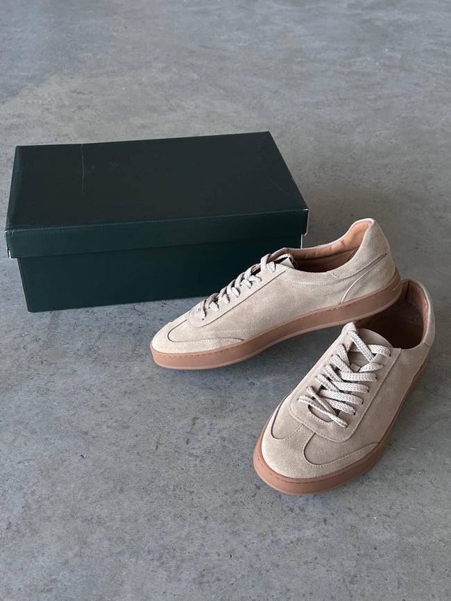 Bej Süet Deri Minimal Sneaker