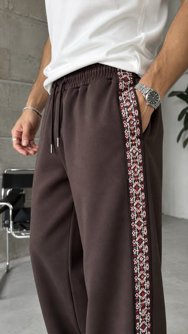 Etnik Desen Şeritli Tasarım Baggy Eşofman Kahverengi