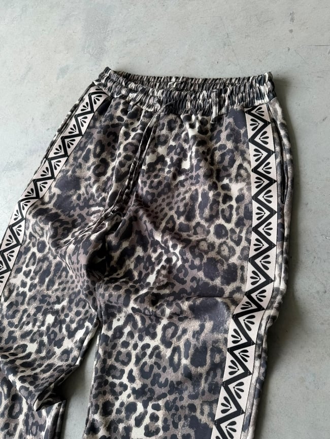 Leopar Desenli Yan Şerit Detaylı Baggy Pantolon T Açık Leopar