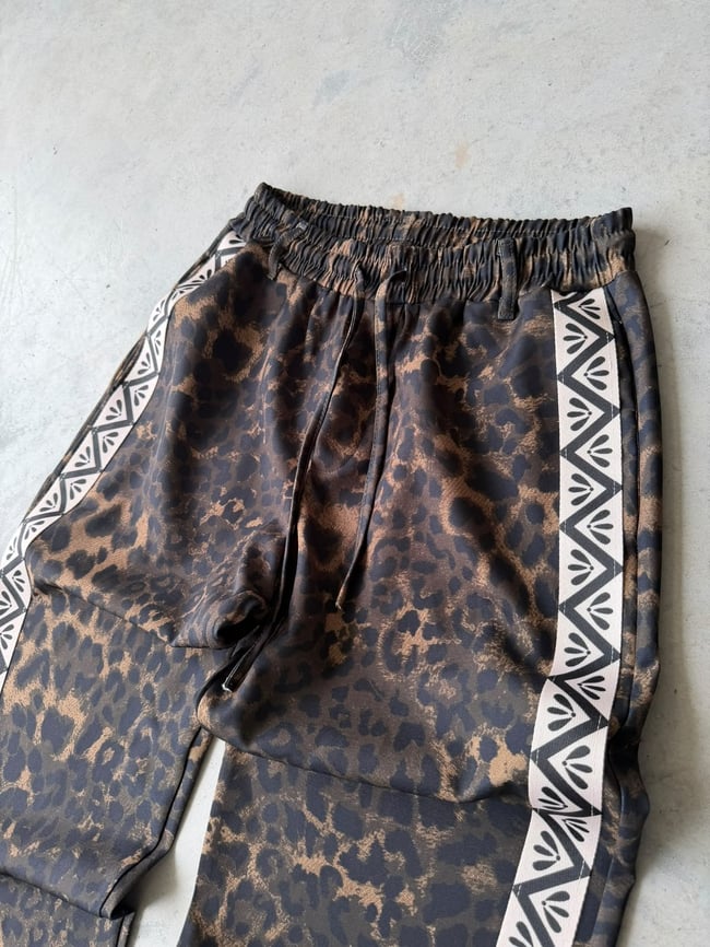 Leopar Desenli Yan Şerit Detaylı Baggy Pantolon T Koyu Leopar