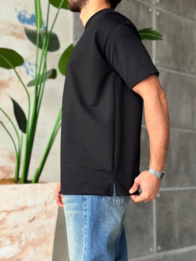 Likralı Yırtmaçlı Basic T-Shirt - Siyah