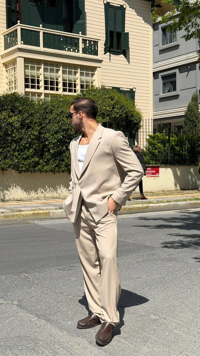 Oversize Kemer Detaylı Kruvaze Blazer Takım -Krem