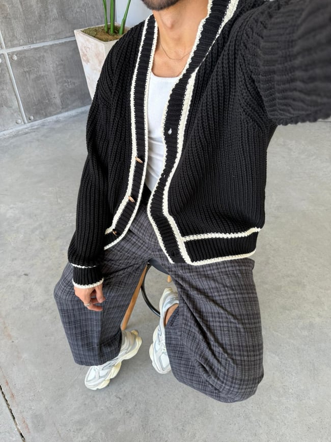 Oversize Old Money Şeritli Örme Hırka Siyah-Ekru